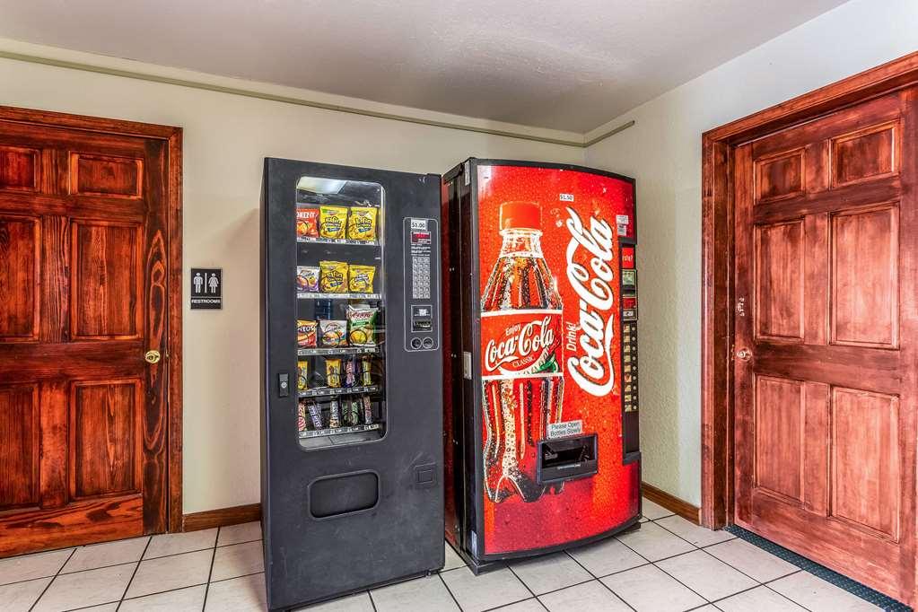 Rodeway Inn Santa Rosa Olanaklar fotoğraf