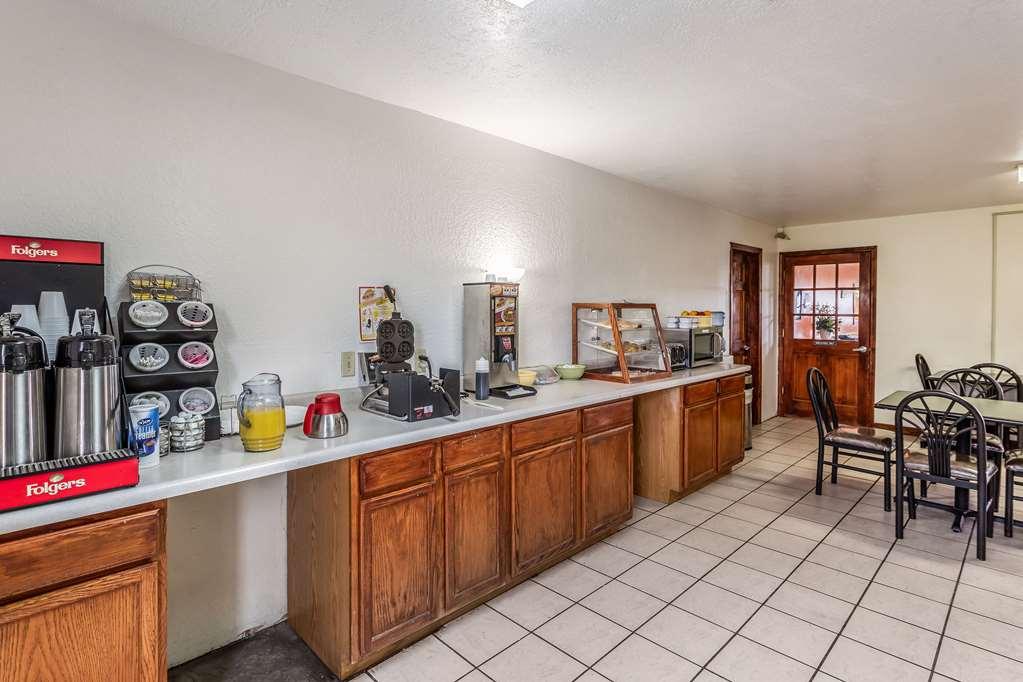 Rodeway Inn Santa Rosa Restoran fotoğraf
