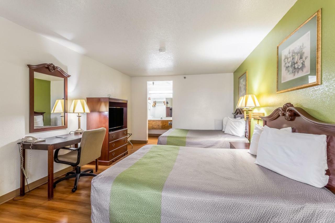 Rodeway Inn Santa Rosa Dış mekan fotoğraf